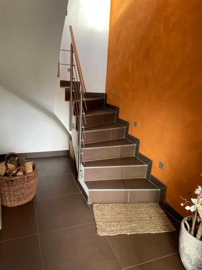 Ferienwohnung Nussbaum-Nest Hausen  Esterno foto