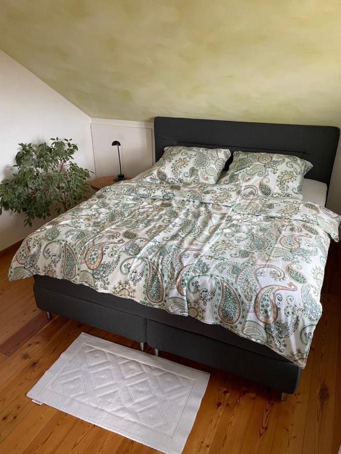 Ferienwohnung Nussbaum-Nest Hausen  Esterno foto